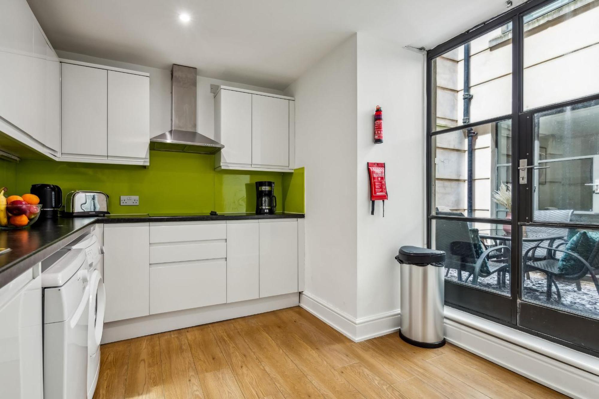 Holborn & With Patio - Cityapartmentstay Apartment
